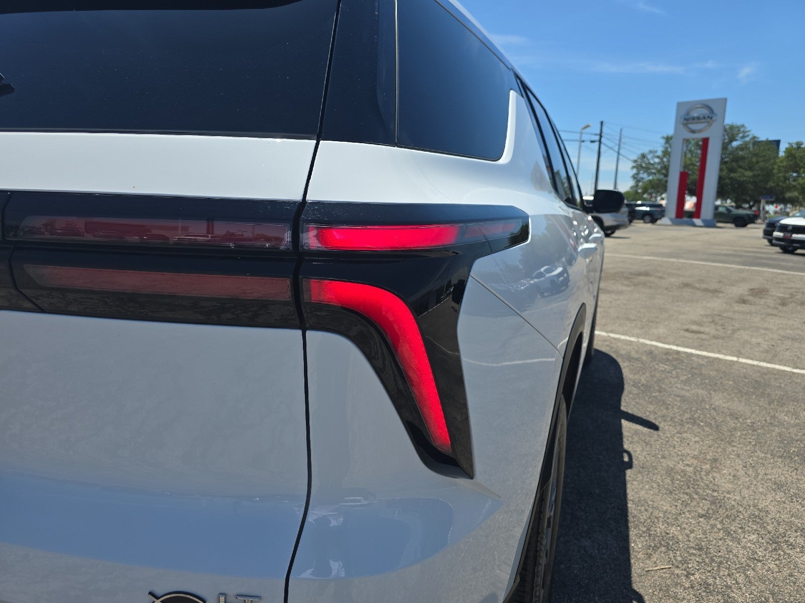 2024 Chevrolet Traverse FWD LT