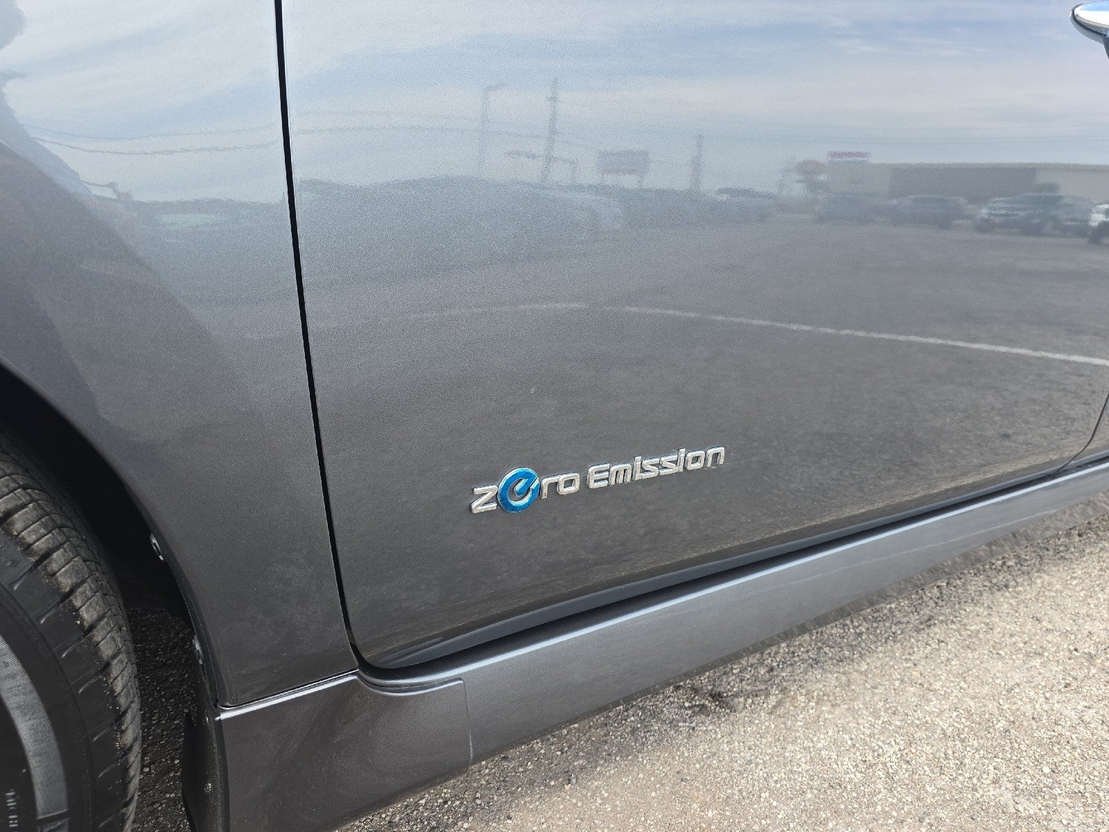 2019 Nissan LEAF SV