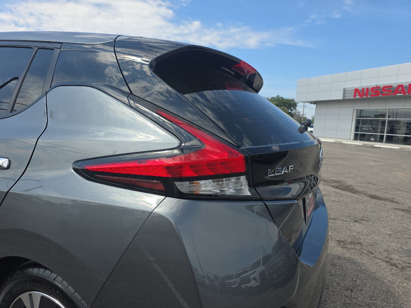 2019 Nissan LEAF SV