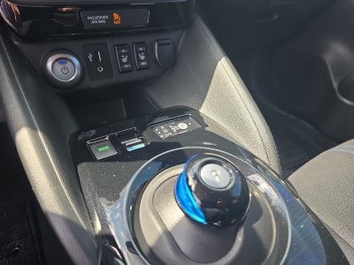 2019 Nissan LEAF SV