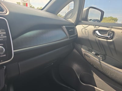 2019 Nissan LEAF SV