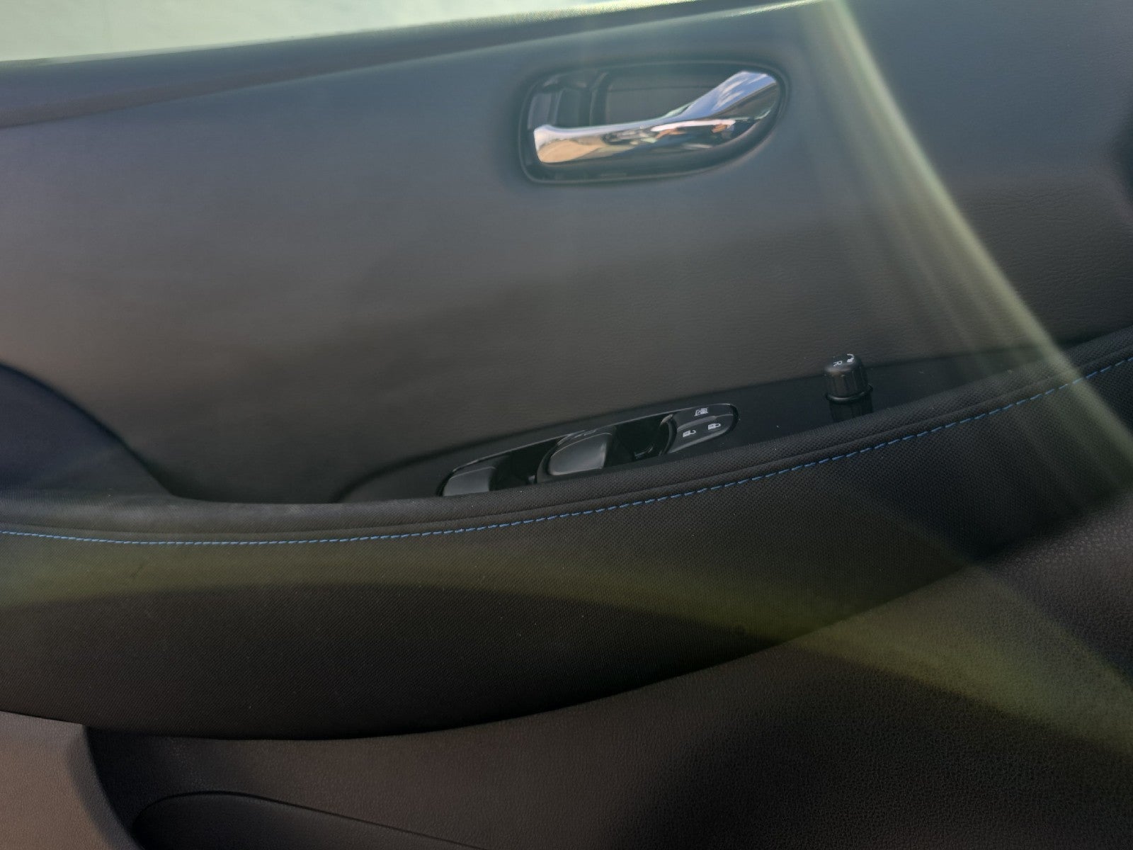 2019 Nissan LEAF SV