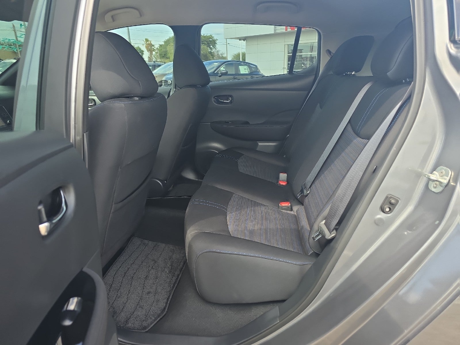 2019 Nissan LEAF SV