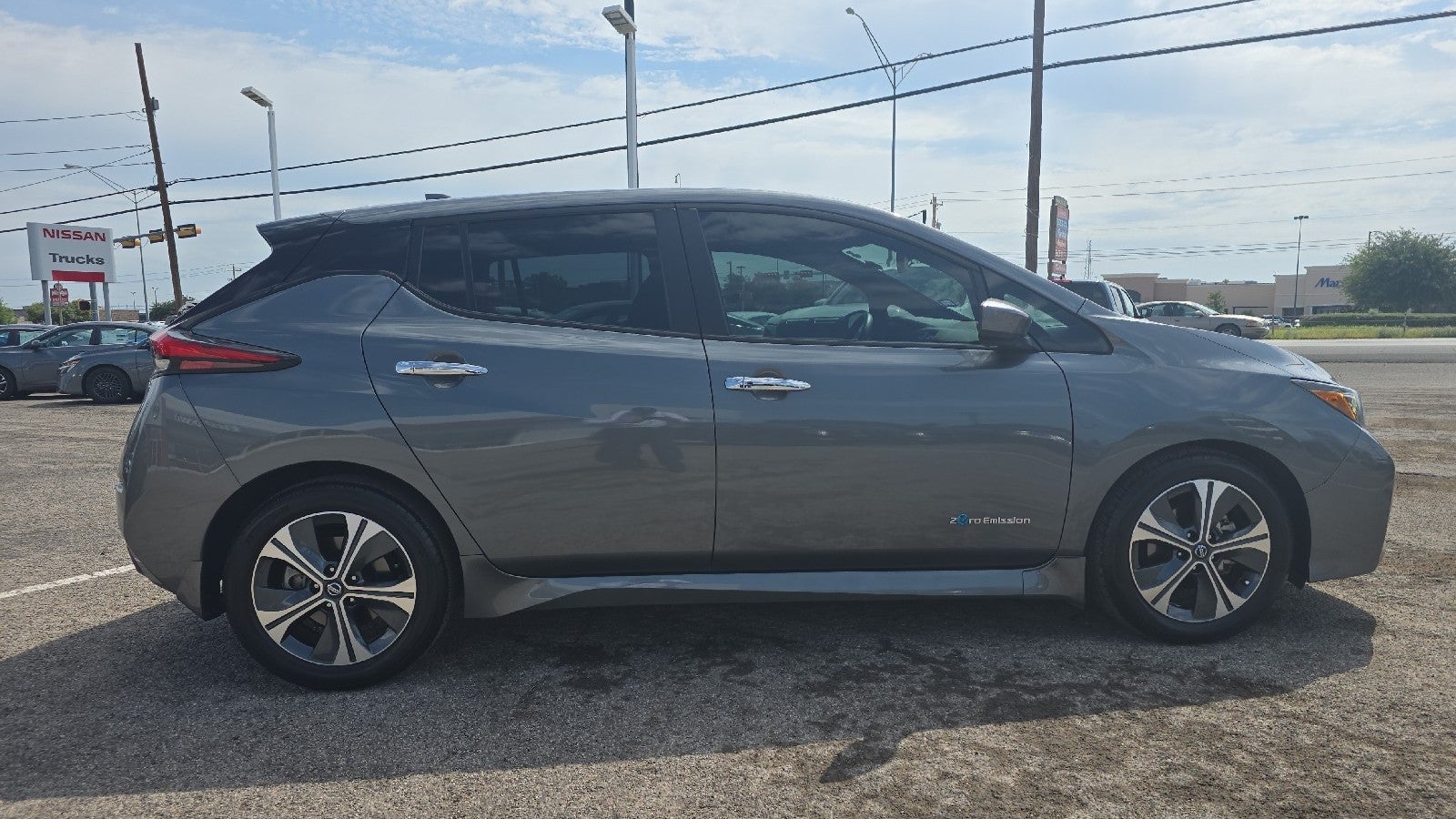 2019 Nissan LEAF SV