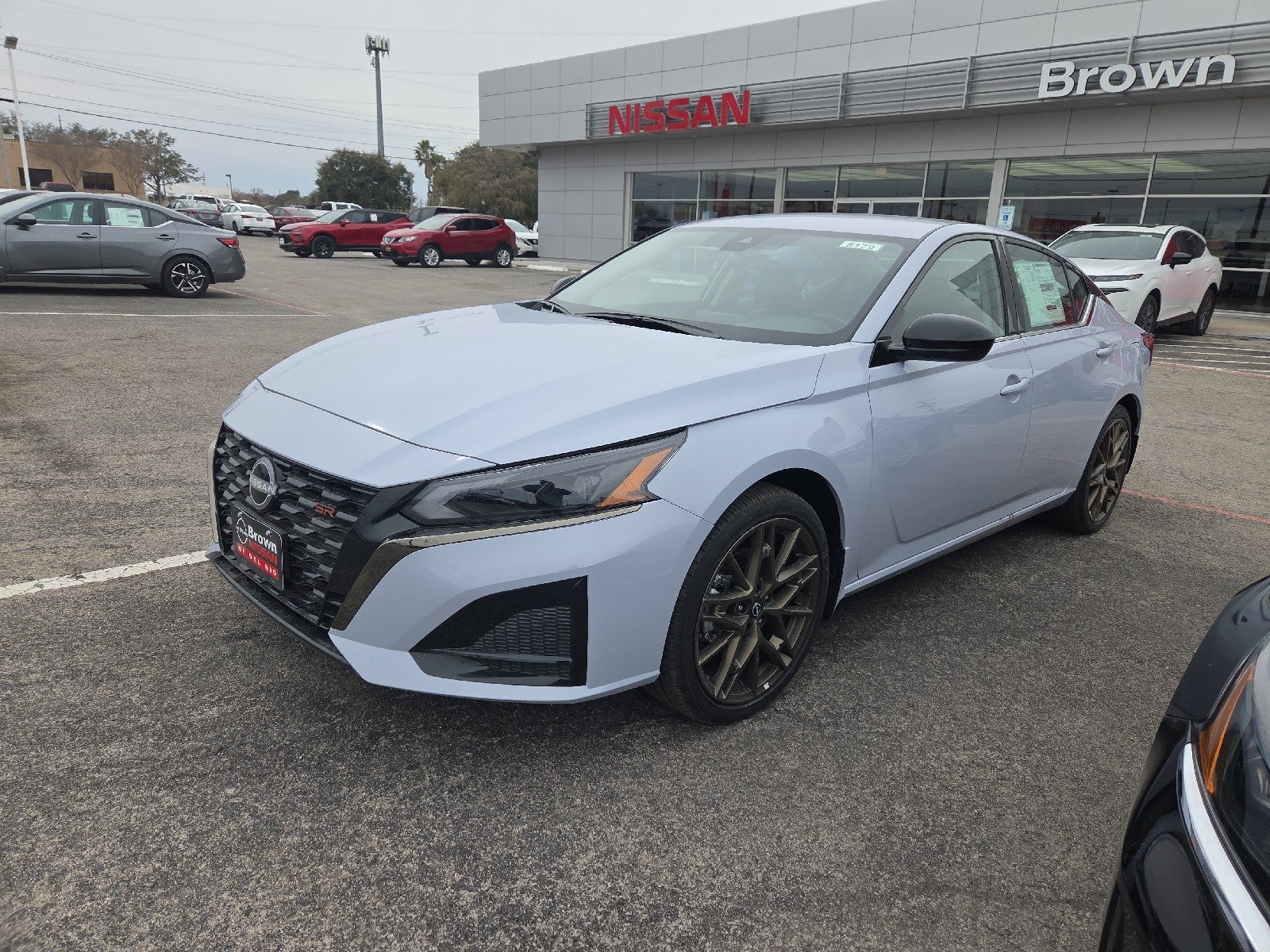 2025 Nissan Altima SR