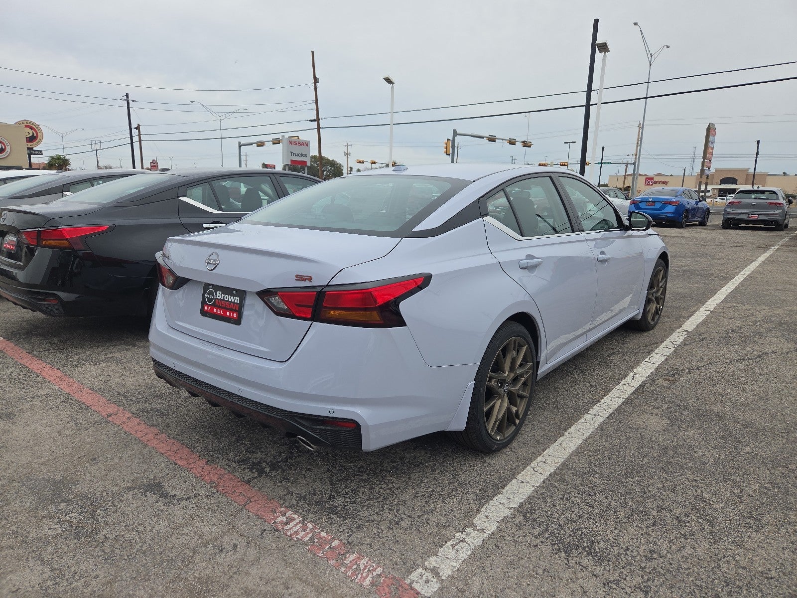 2025 Nissan Altima SR