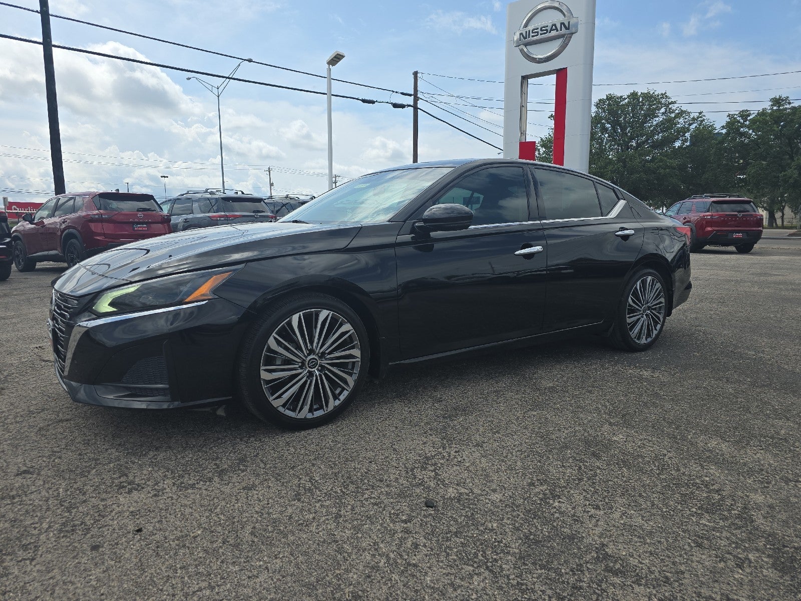 2023 Nissan Altima 2.5 SL