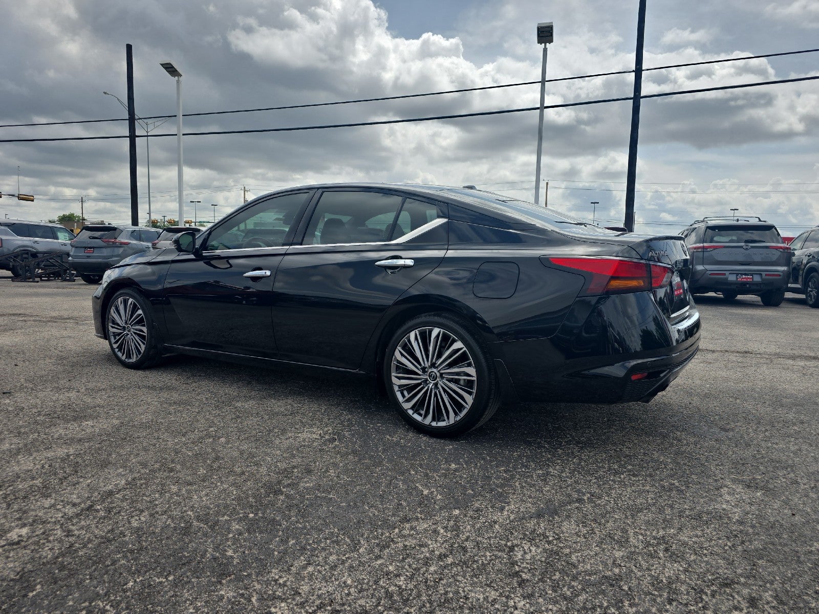 2023 Nissan Altima 2.5 SL
