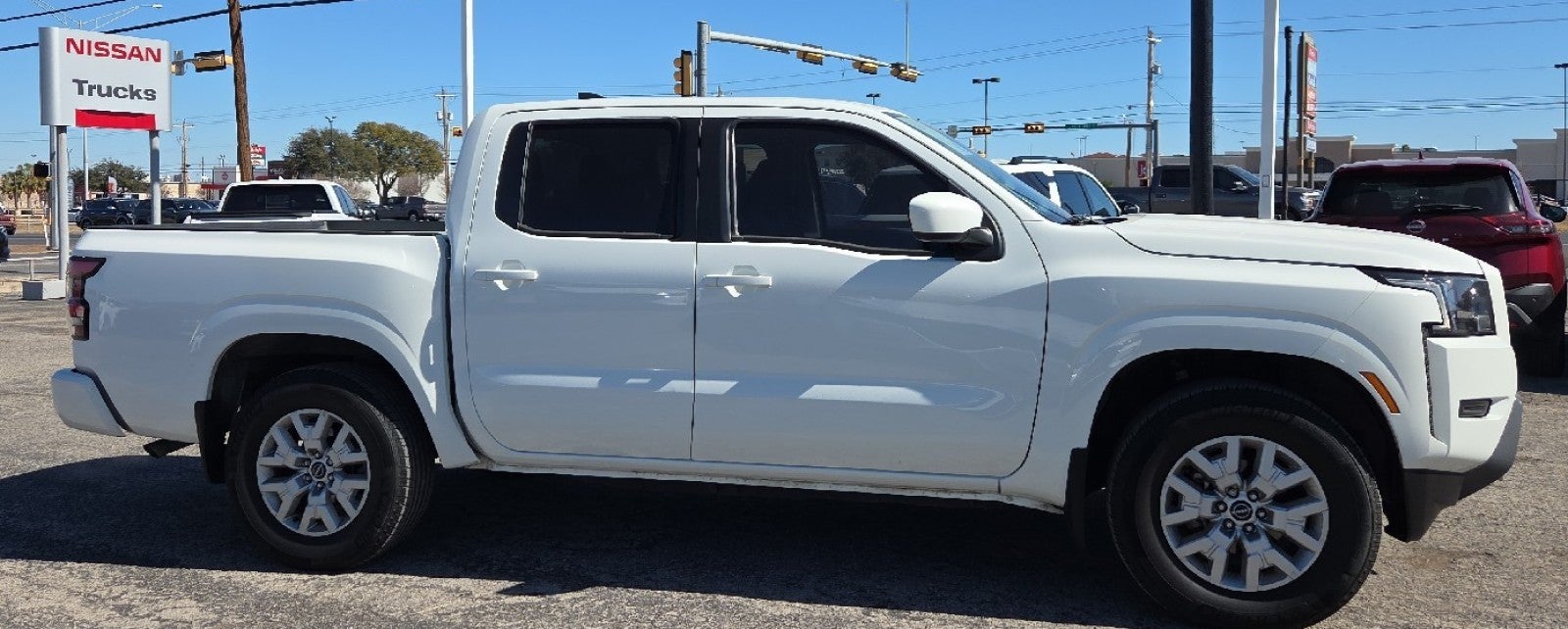2022 Nissan Frontier SV