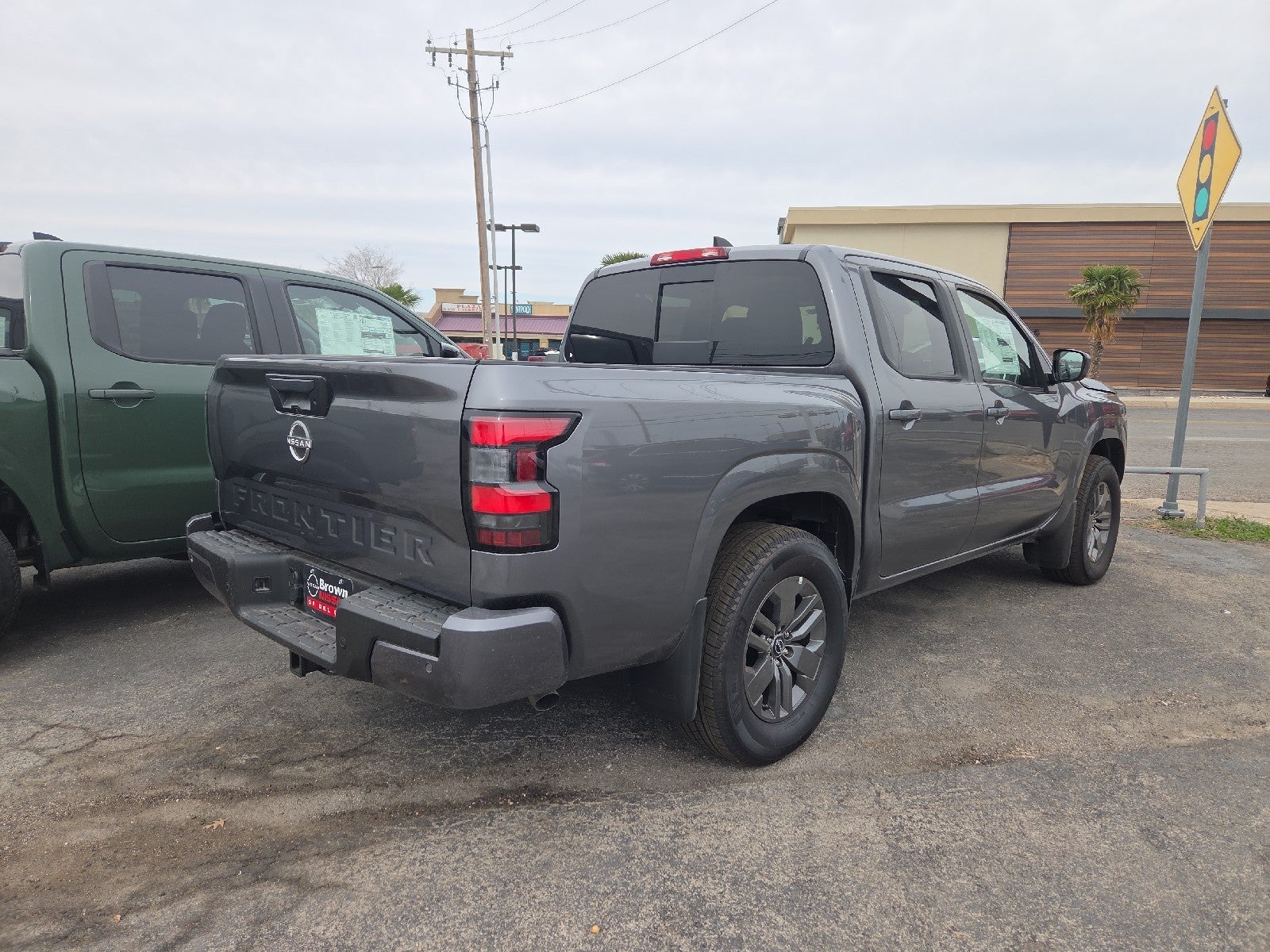 2026 Nissan Frontier Crew Cab SV