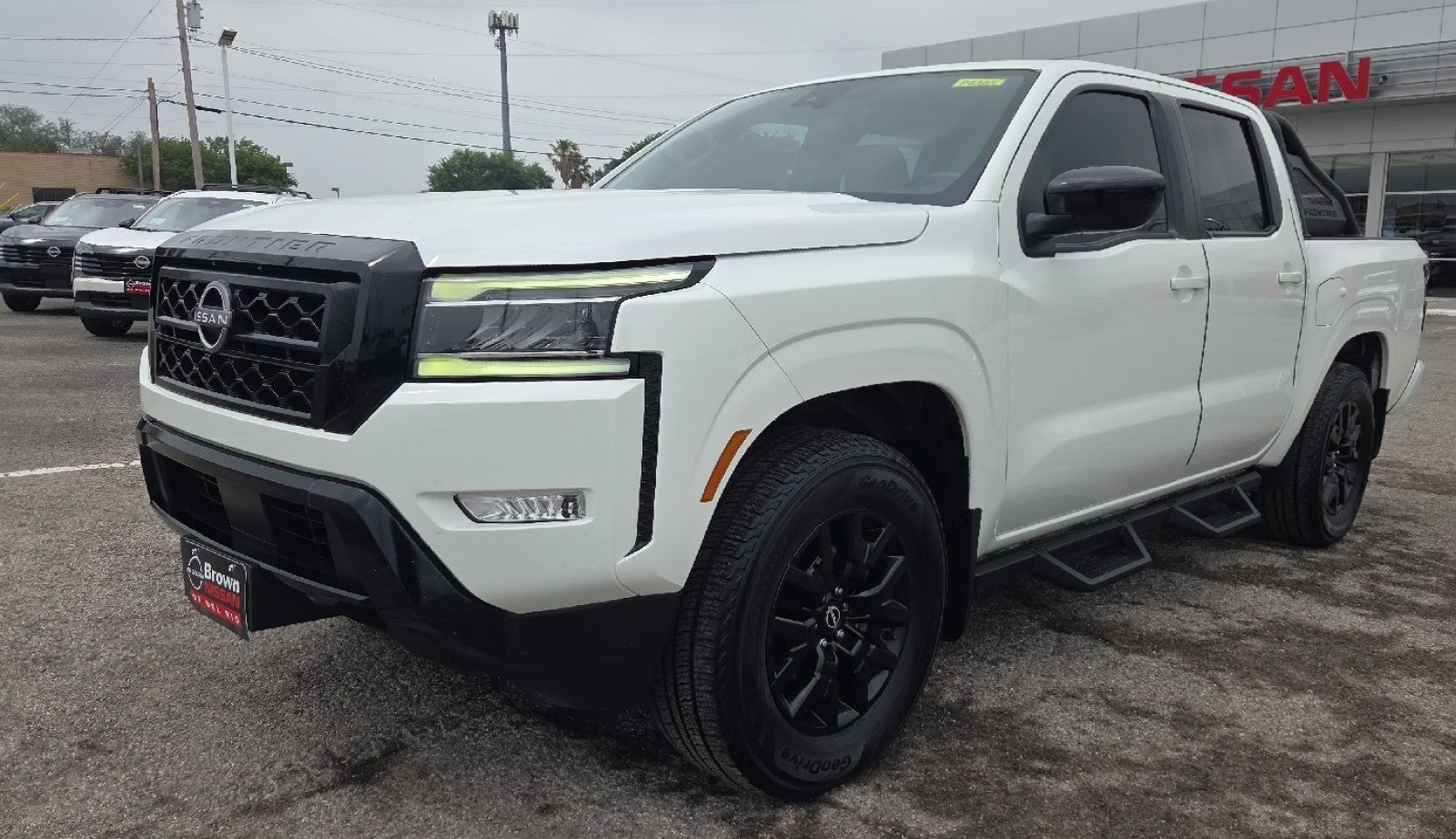 2023 Nissan Frontier SV