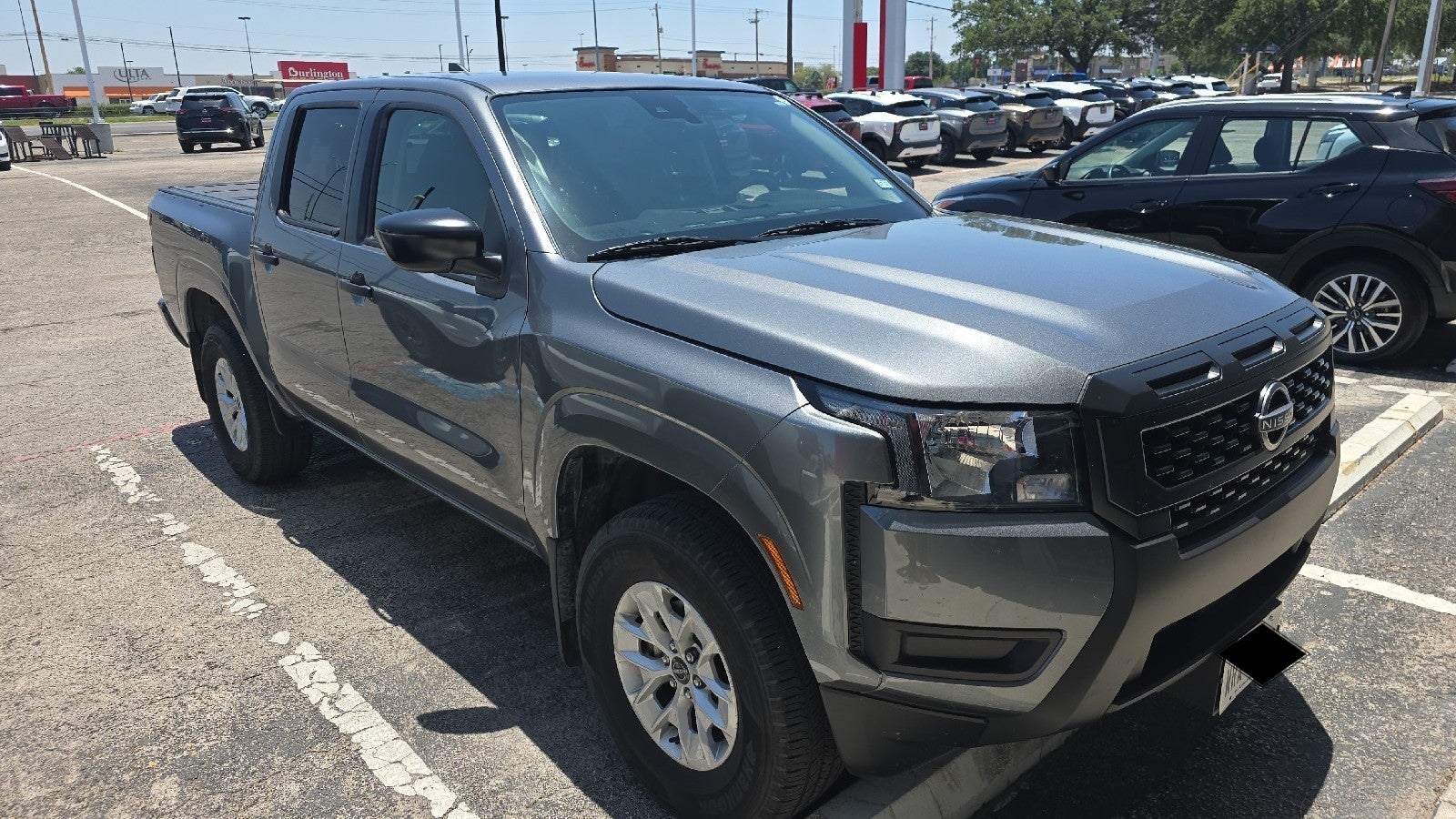 2025 Nissan Frontier S