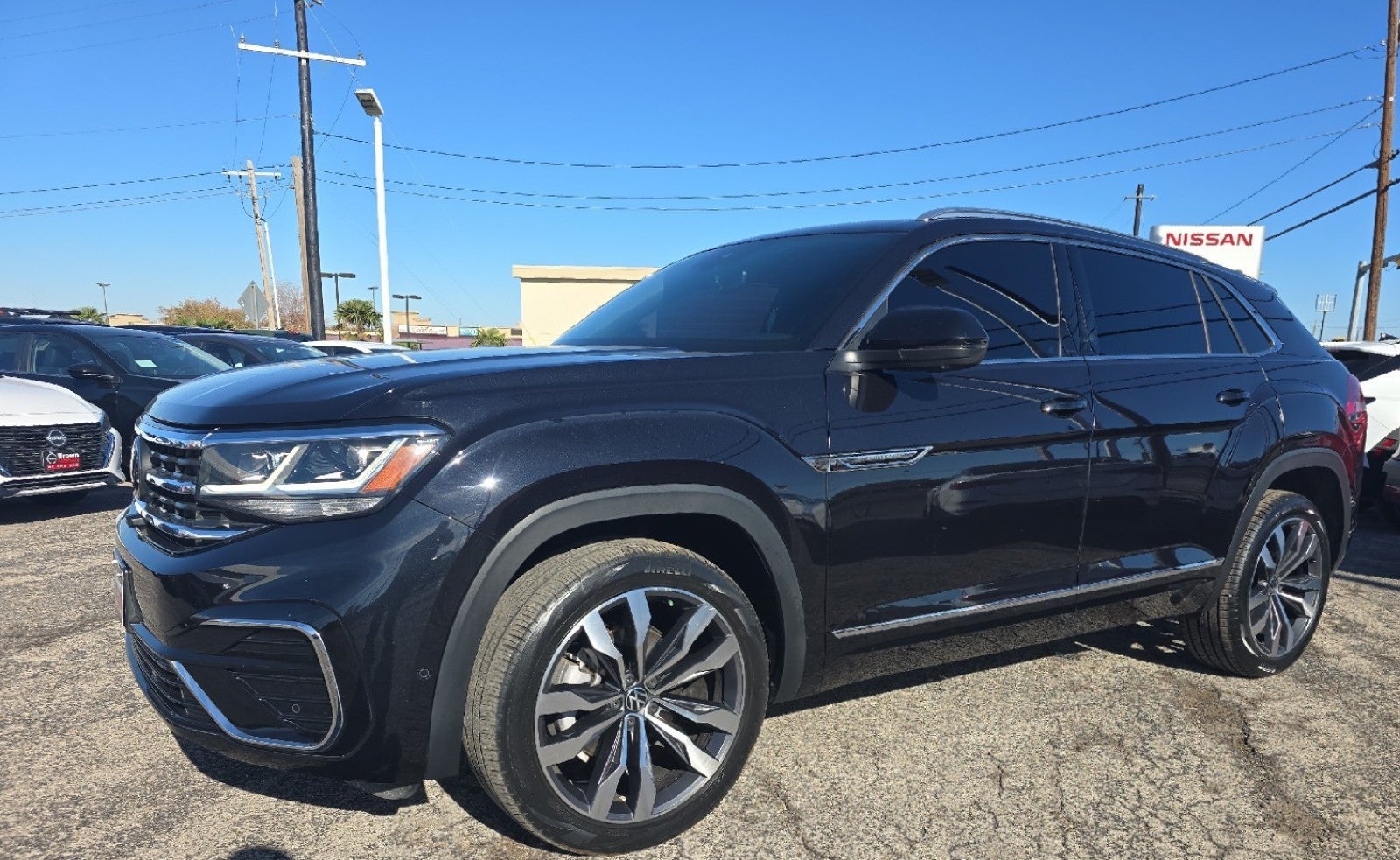 2023 Volkswagen Atlas Cross Sport 3.6L V6 SEL Premium R-Line