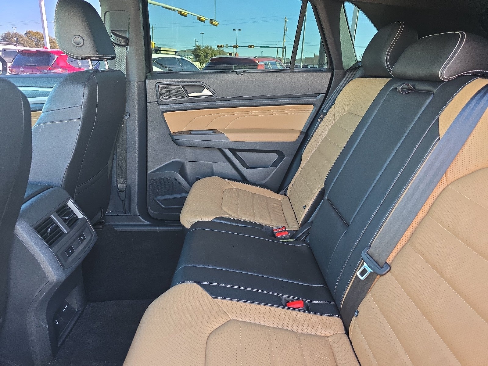 2023 Volkswagen Atlas Cross Sport 3.6L V6 SEL Premium R-Line