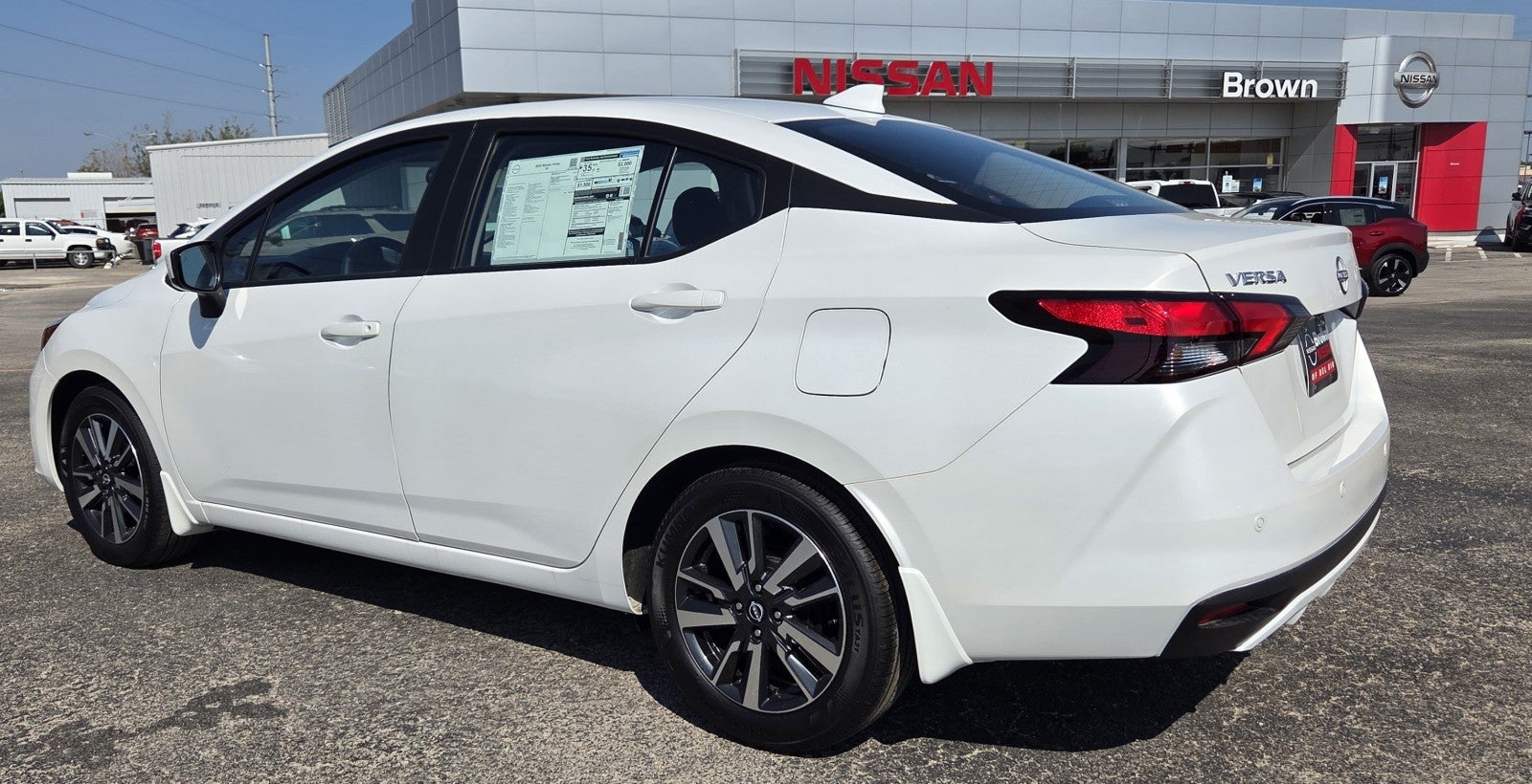 2025 Nissan Versa SV