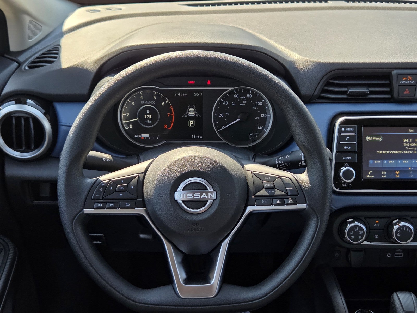 2025 Nissan Versa SV