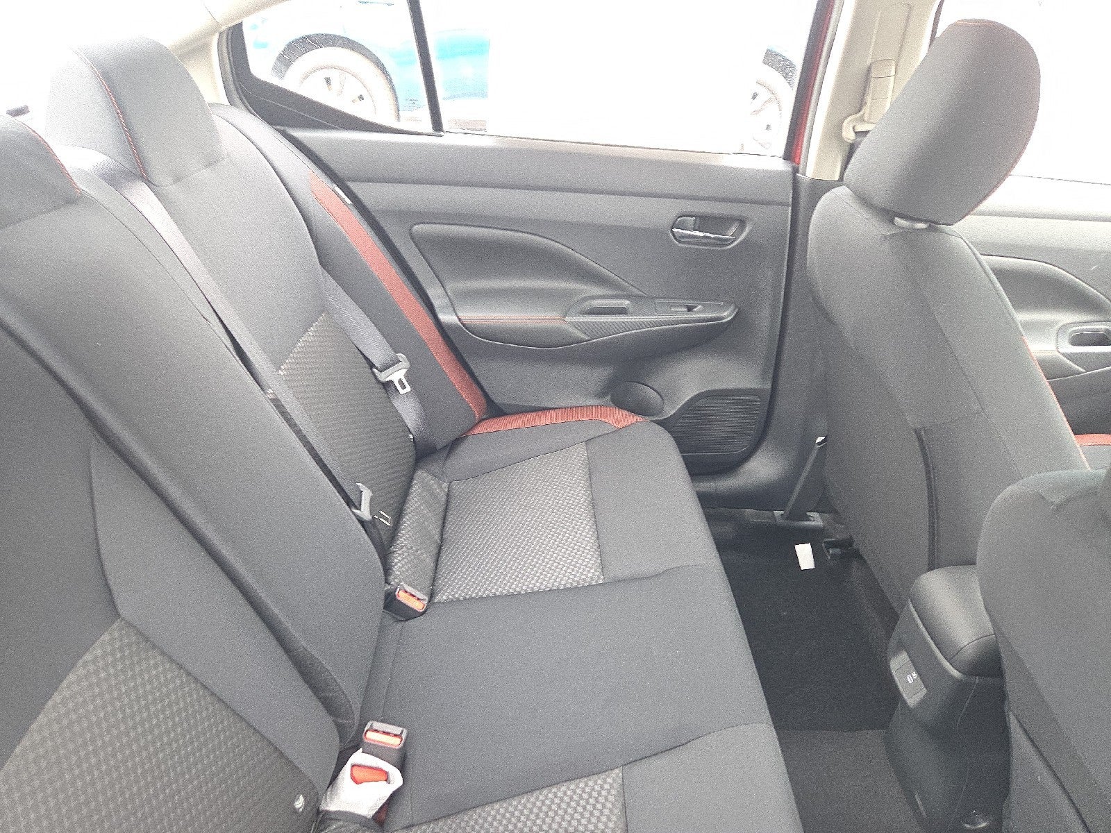 2025 Nissan Versa SR