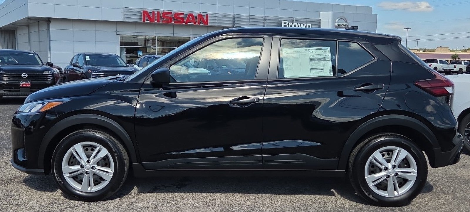 2025 Nissan Kicks Play S