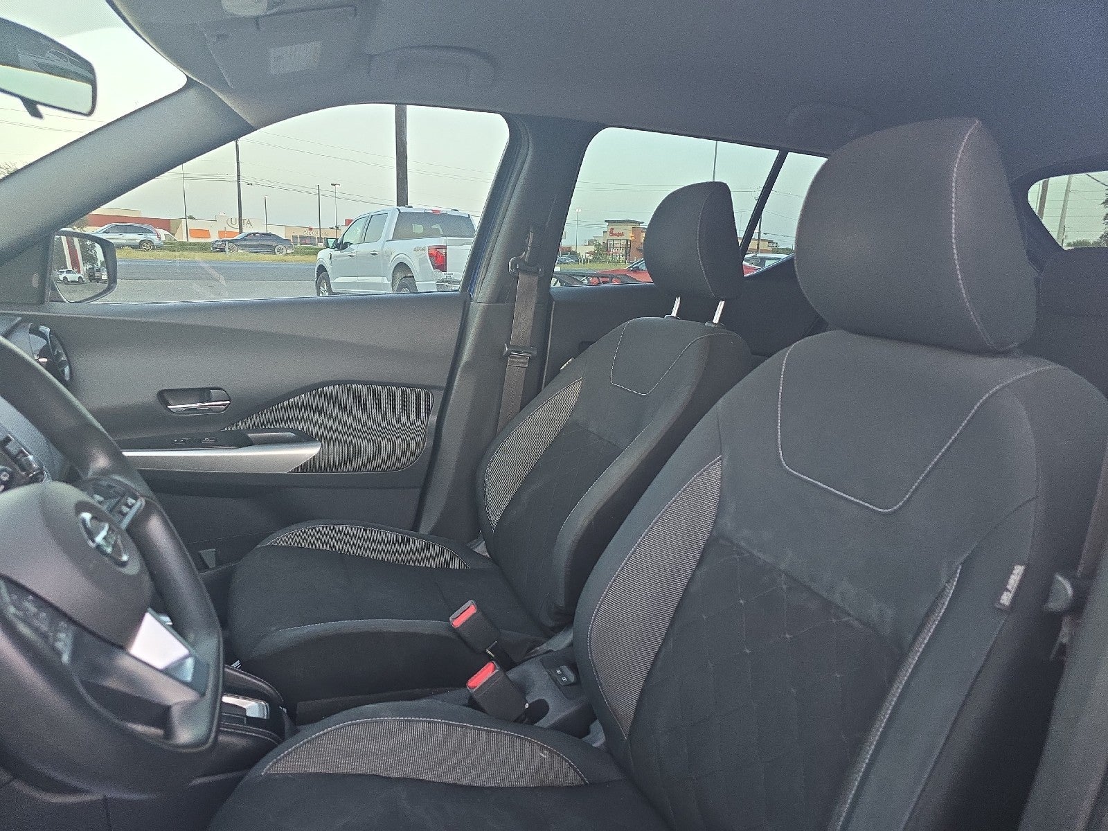 2019 Nissan Kicks SV