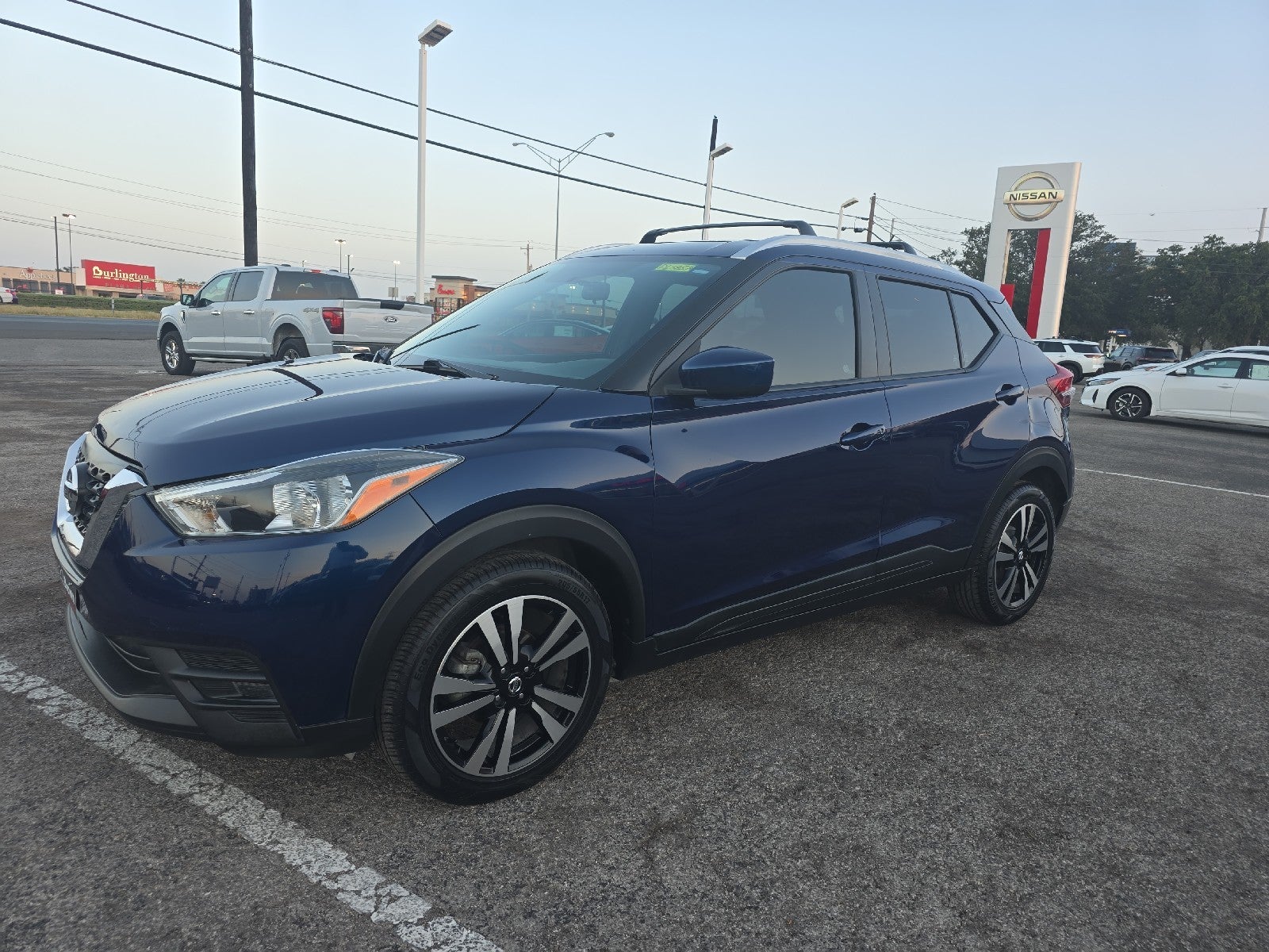 2019 Nissan Kicks SV