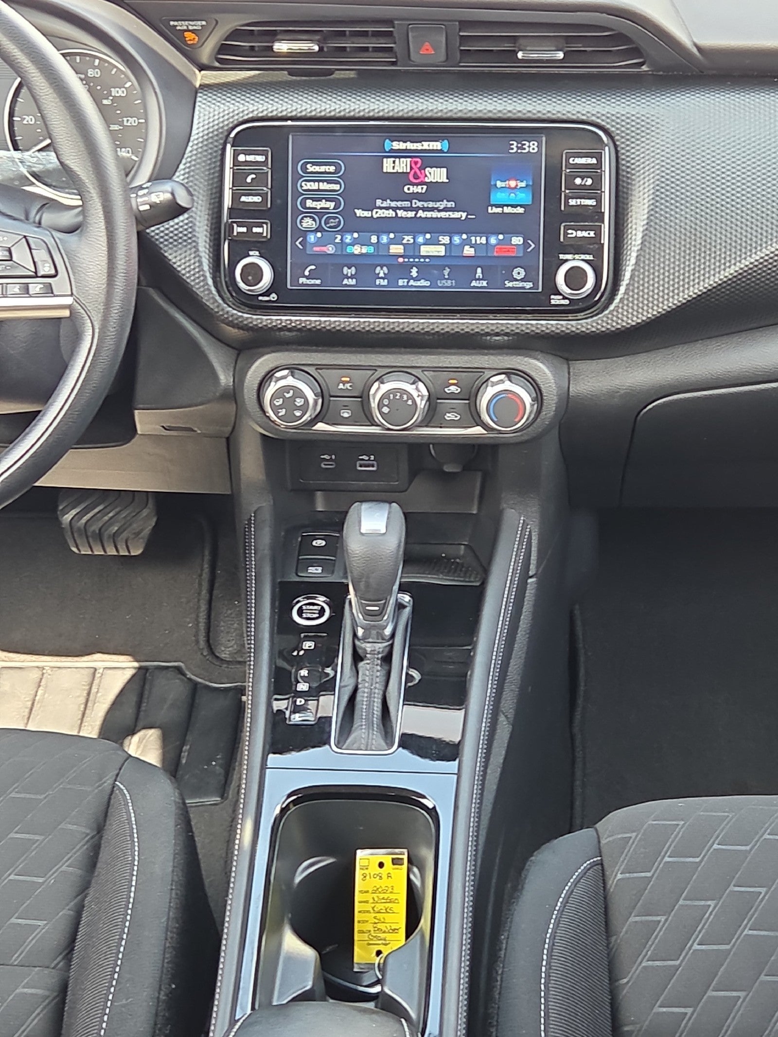 2023 Nissan Kicks SV