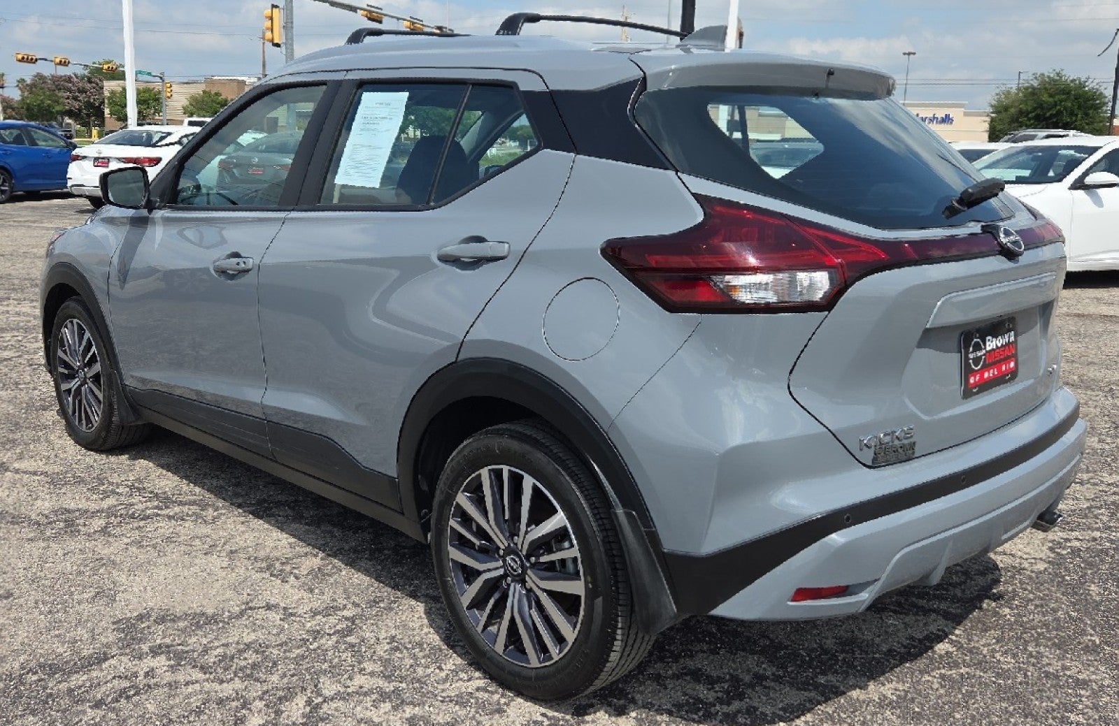2023 Nissan Kicks SV