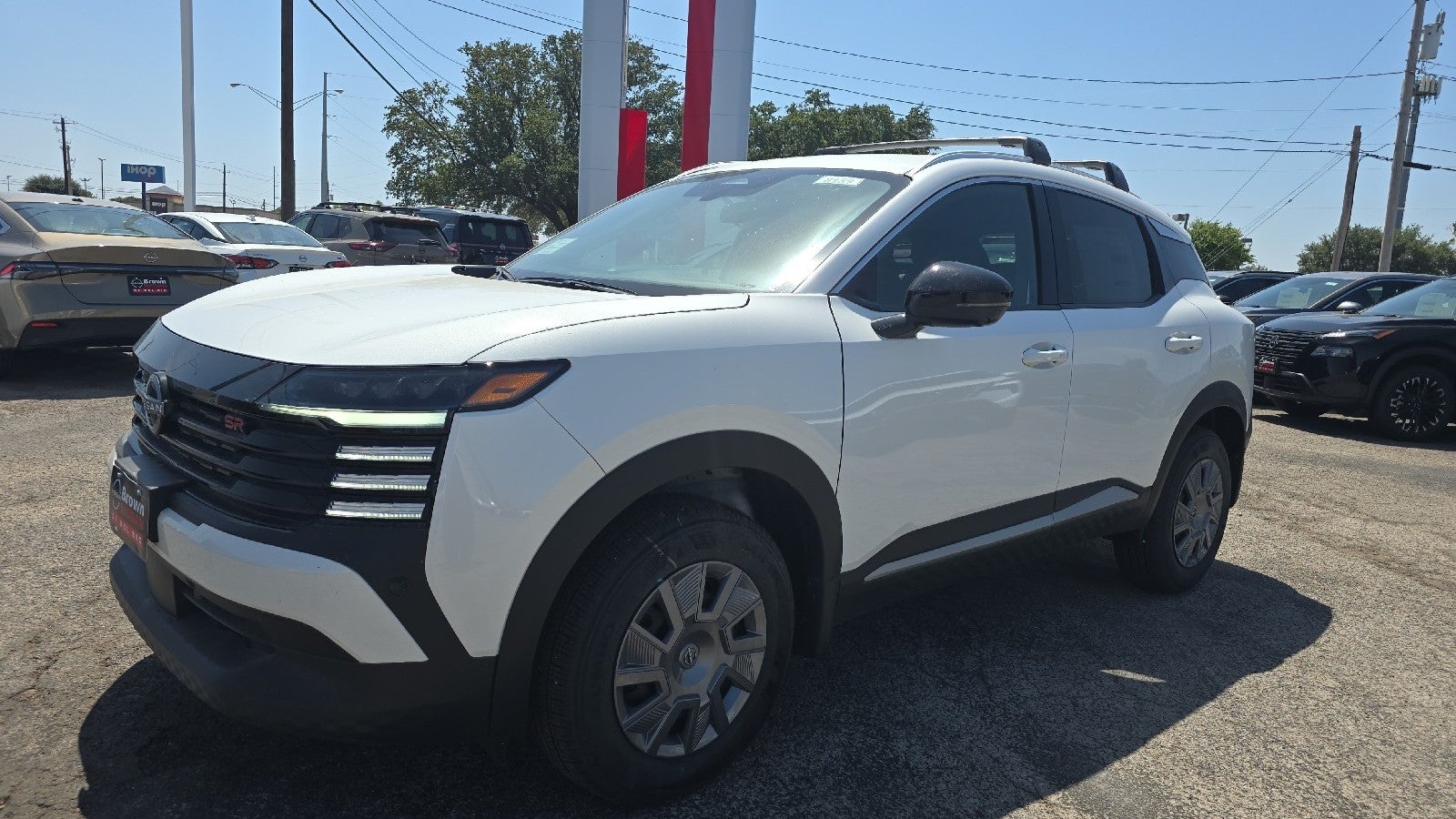 2026 Nissan Kicks SR