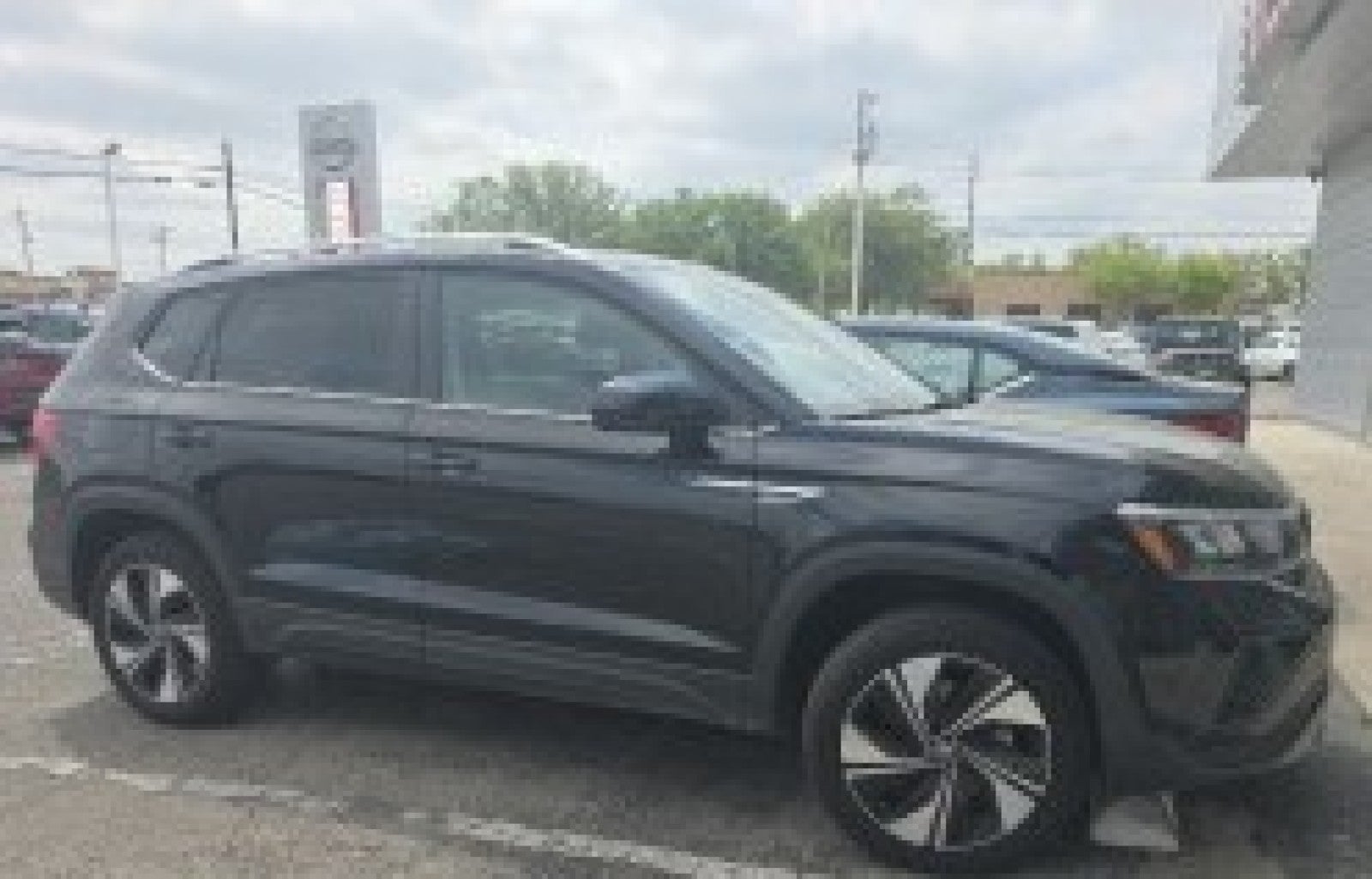 2024 Volkswagen Taos SE