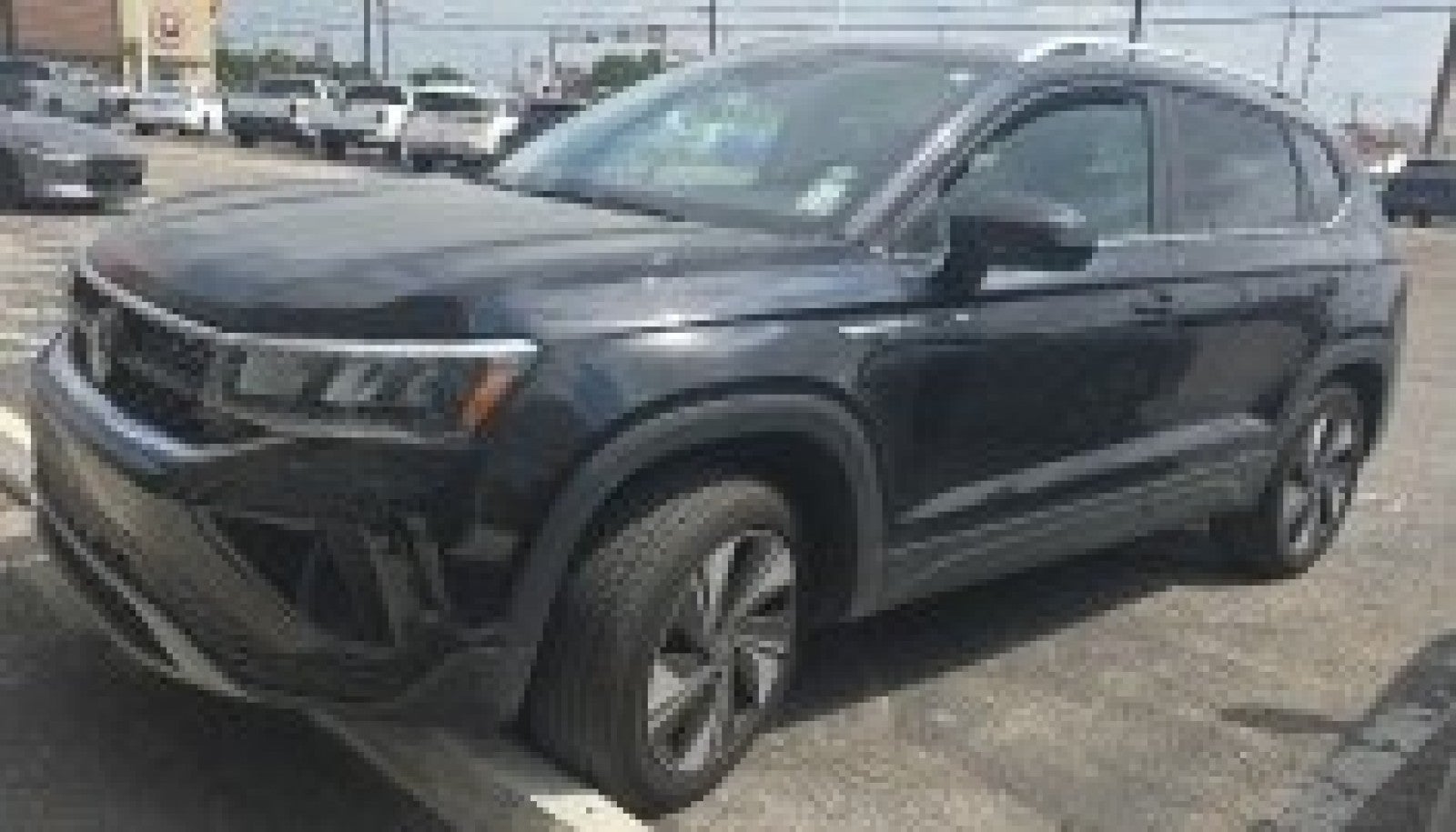 2024 Volkswagen Taos SE