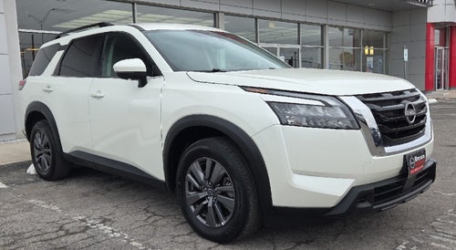 2024 Nissan Pathfinder SV