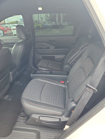 2023 Nissan Pathfinder Rock Creek