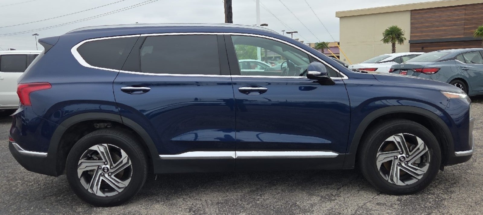 Used 2021 Hyundai Santa Fe SEL with VIN 5NMS64AJ8MH308531 for sale in Del Rio, TX