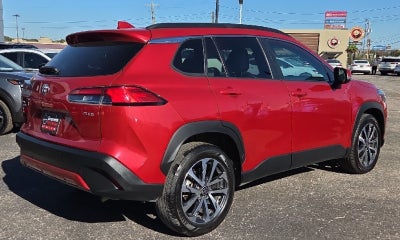 2024 Toyota Corolla Cross XLE
