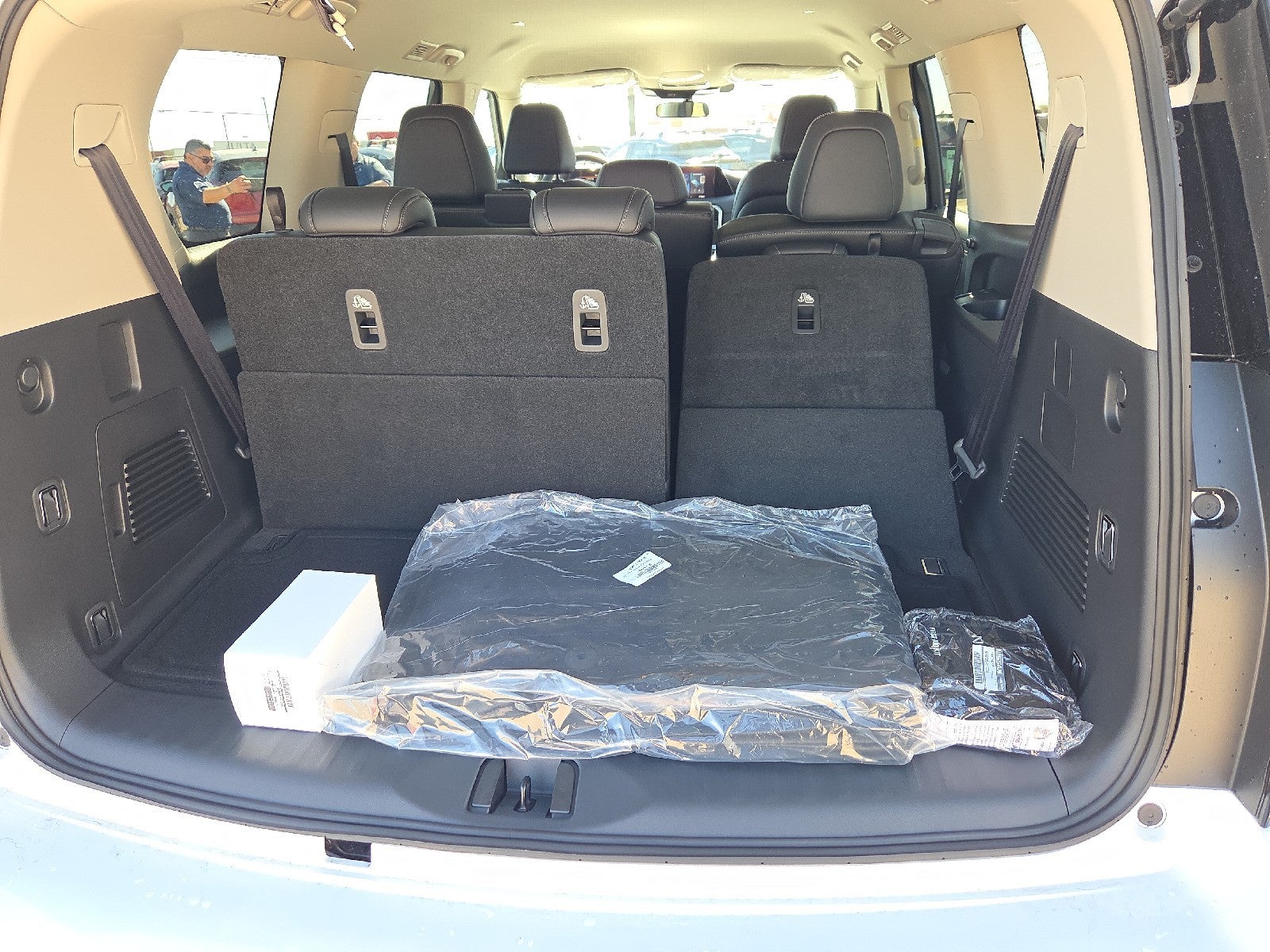 2026 Nissan Armada SV