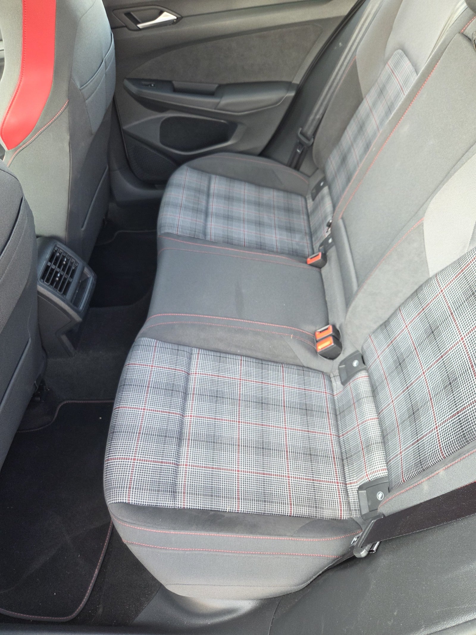 2024 Volkswagen Golf GTI S